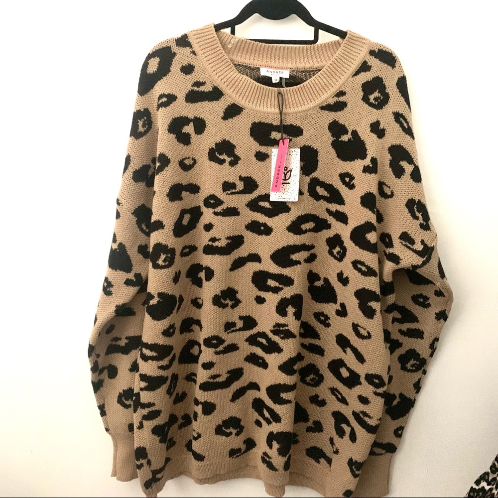 Andree Plus Size Leopard Print Long Sleeve Sweate… - image 1
